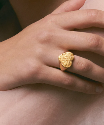 Alhaja anillo cupido oro