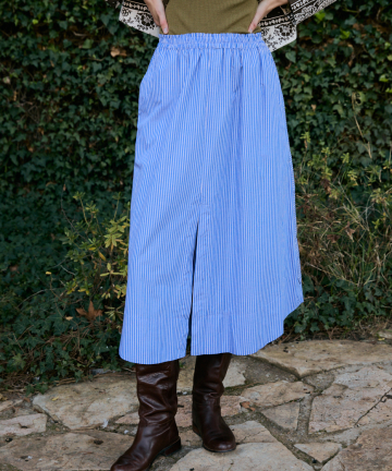 Alternative view of Magnolya falda gabi blue stripes