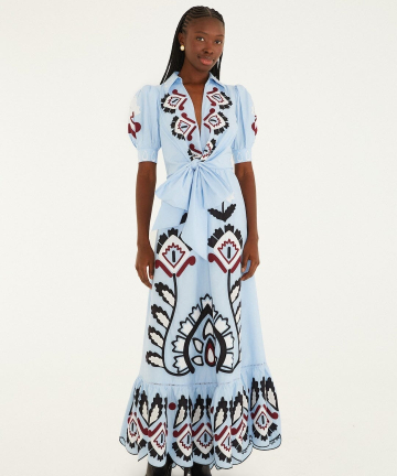 FARM RIO vestido largo azul artesanal con encaje bordado y lazo frontal