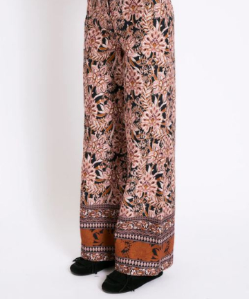 Alternative view of Sophie+Lucie pantalón bruno greca camel