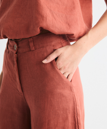 Alternative view of Musbombón pantalón lino teja