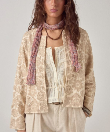 Alternative view of Maison Hotel akash jacket Crisantemo Pearl