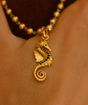 Theodóre charm caballito