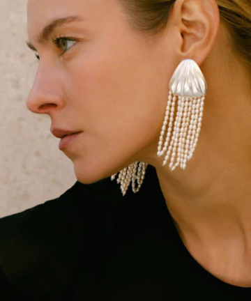 Alternative view of Theodóre pendientes helia plata