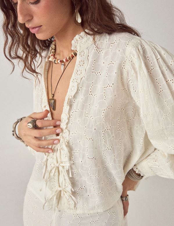 Maison Hotel blusa irene chalk