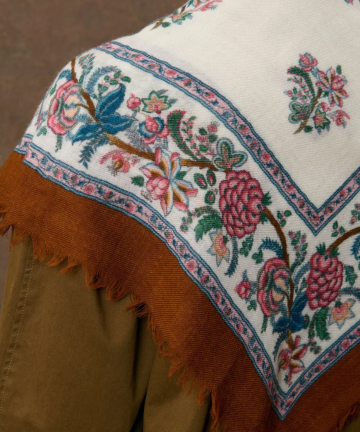 Alternative view of Louise Misha bufanda mekness cream primrose
