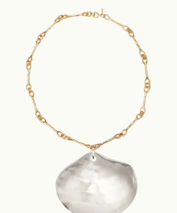 Alternative view of Alhaja collar galea
