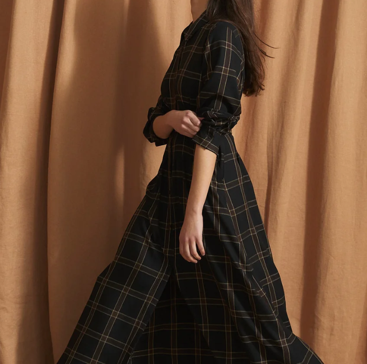 VESTIDOS/MONOS/CONJUNTOS