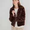 Yerse abrigo corto efecto pelo animal print