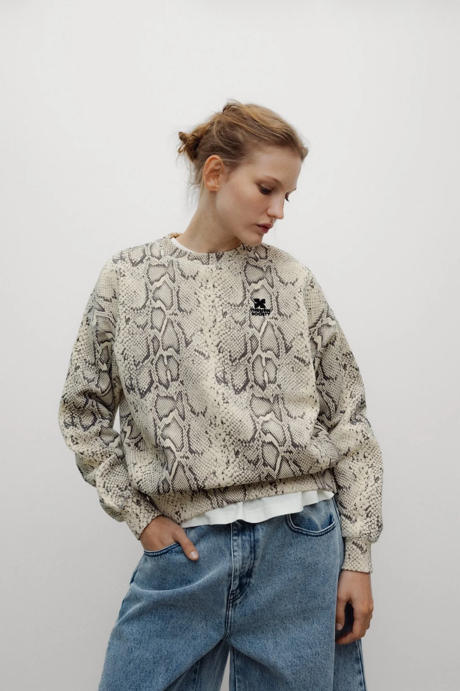 TNS sudadera mujer logo estampado serpiente