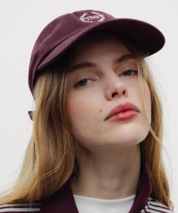 TNS gorra mochi wine