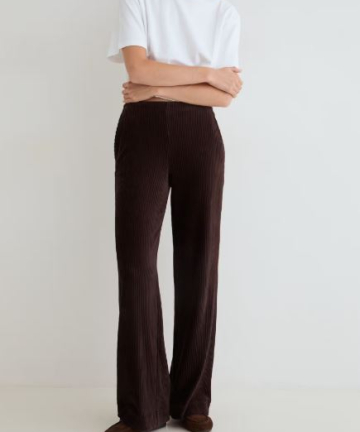 Yerse pantalón flare de pana chocolate con elastano