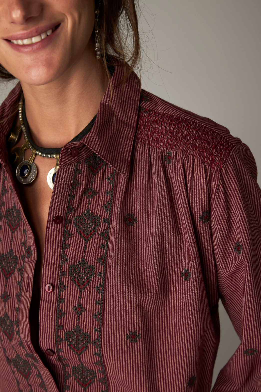 Maison Hotel camisa amrita - Imagen 2