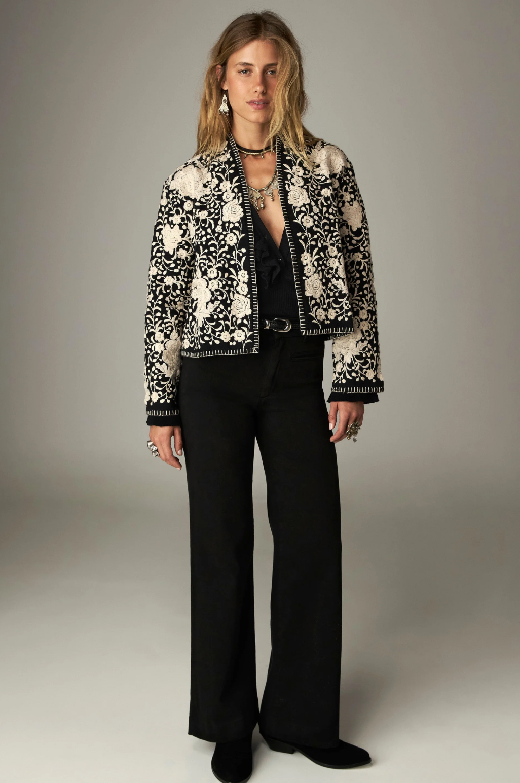 Maison Hotel chaqueta lola flores - Imagen 2