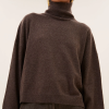 By Bar sammie pullover biscuit