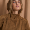 Sophie+Lucie chaqueta bomber ante ocre - Imagen 7