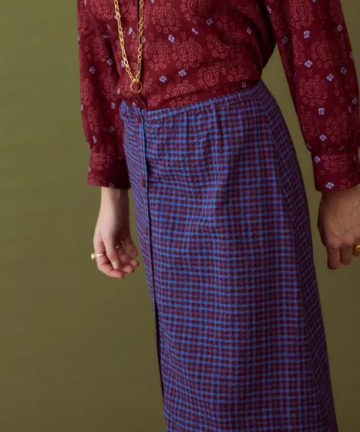 Alternative view of JoSephine falda bordado manolo