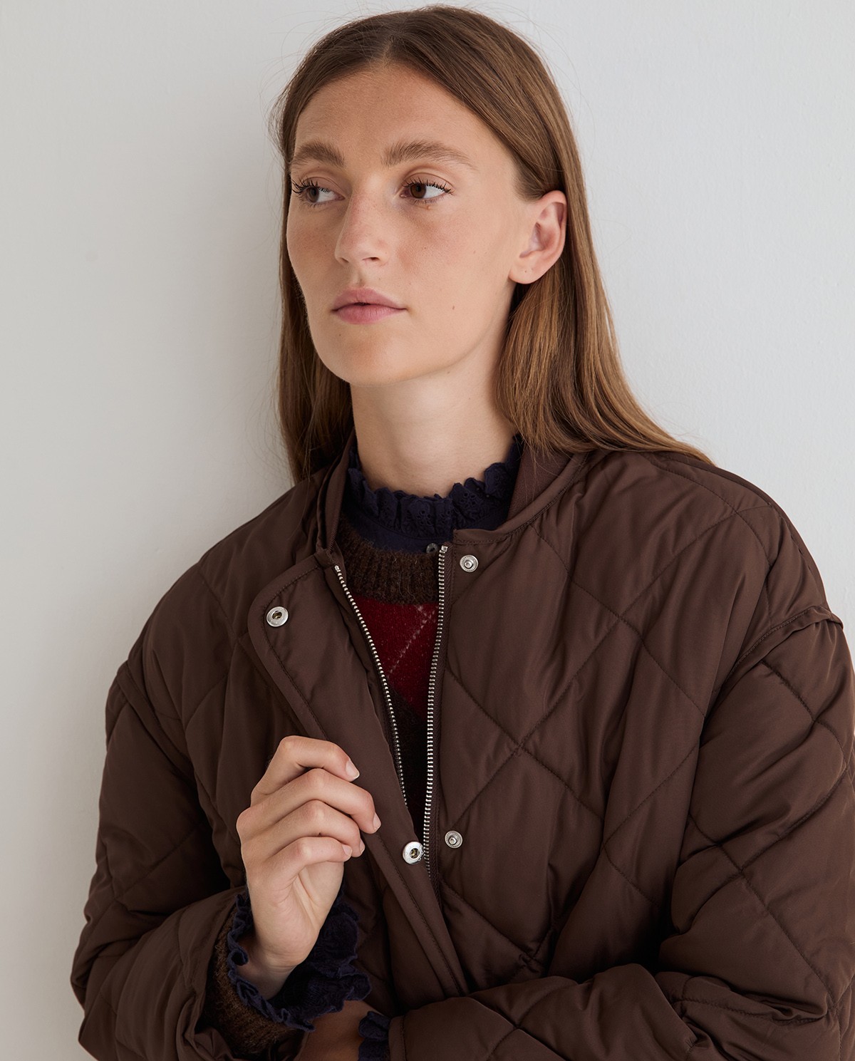 Yerse abrigo acolchado chocolate water repellent - Imagen 4
