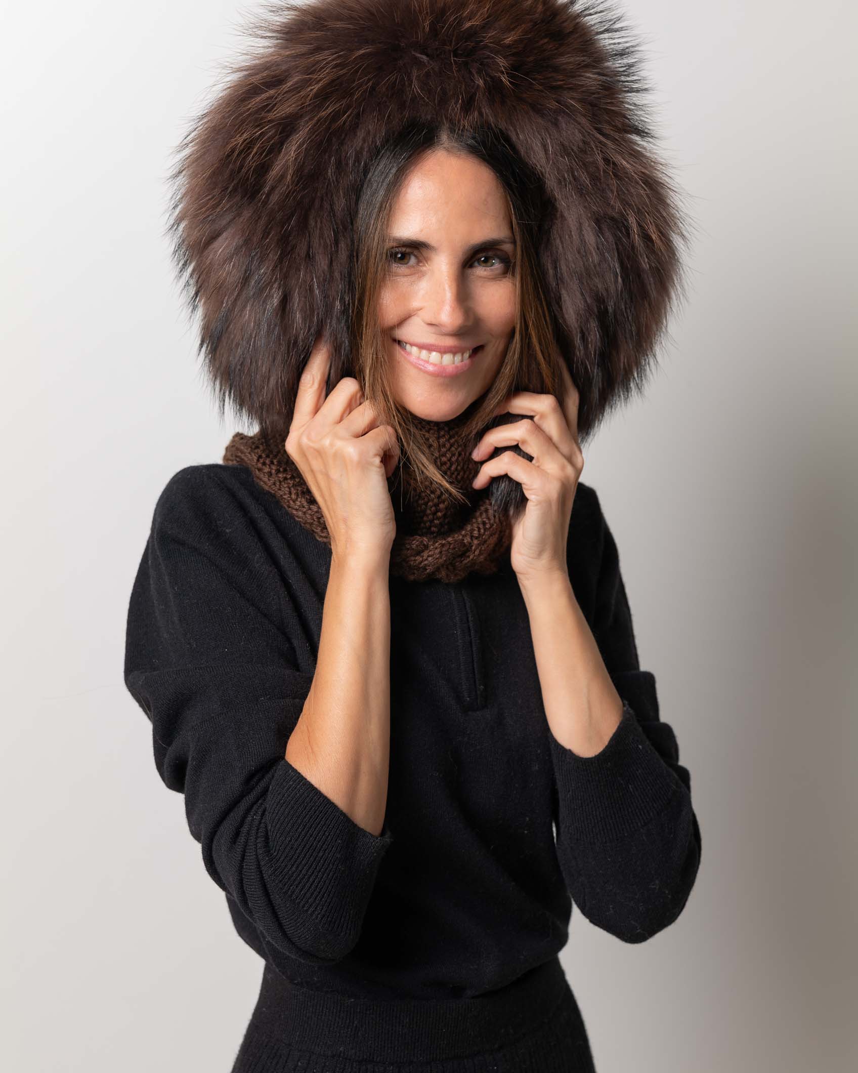 CAPUCHA PUNTO ARTESANAL TALLA UNICA NEW MOCCA - Imagen 2